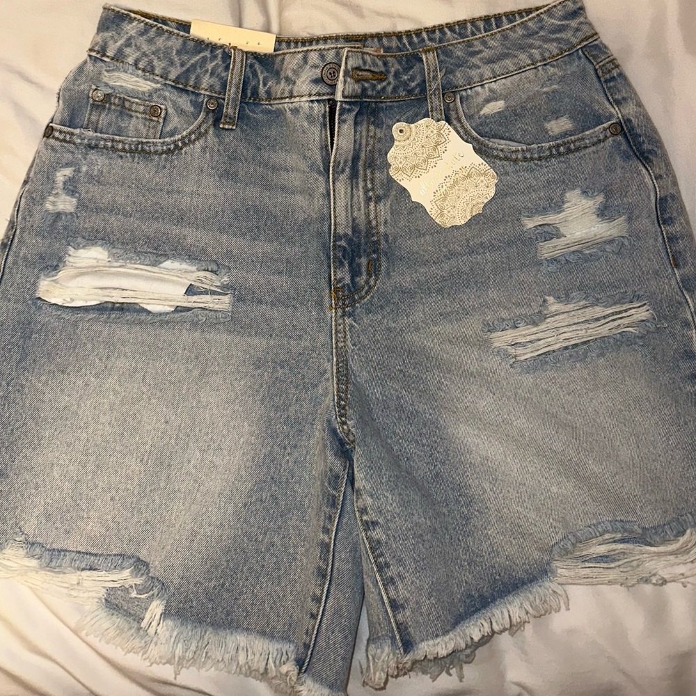NWT ALTAR’D State Distressed Denim Shorts